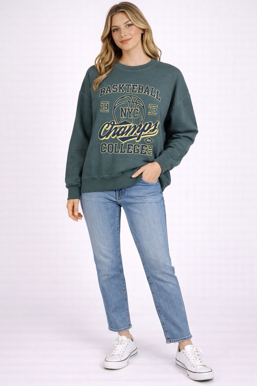 Urban Outfitters Womens XS/S Green NYC Champs Basketball College Sweatshirt